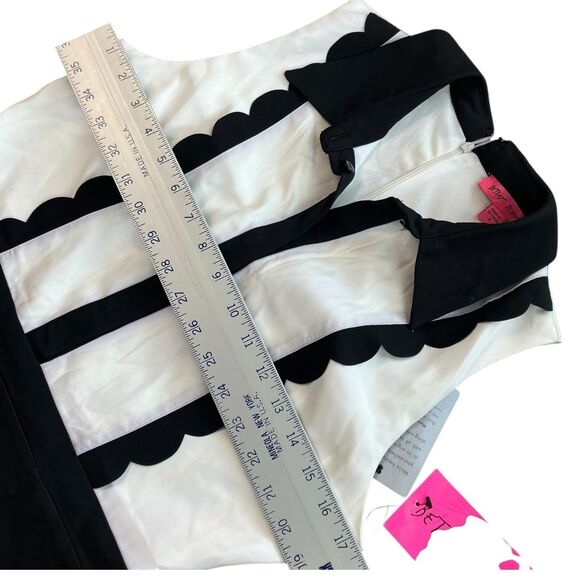 Betsey Johnson Dress WMNS 6 Black & White Scalloped Collared Button Down Modest - Picture 5 of 11
